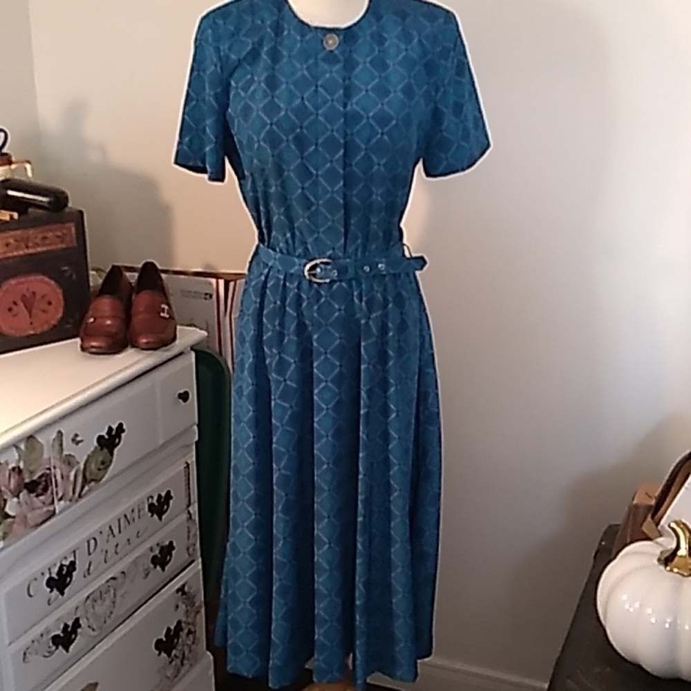 Vintage 1970s Leslie Fay 8 petite dress 👗 granny chic grandma 👵 cottage